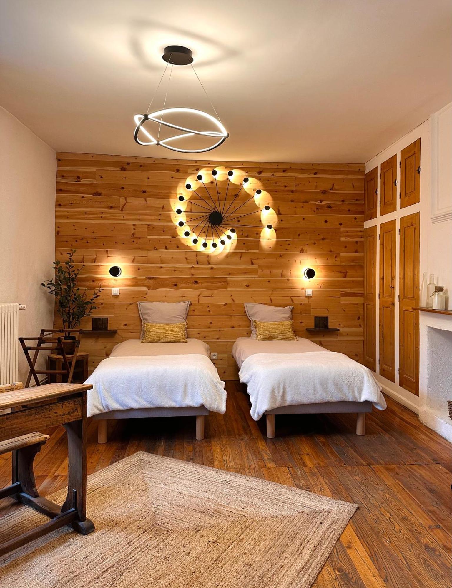 Auberge Le Glacier Bleu Mont-Dauphin Kamer foto