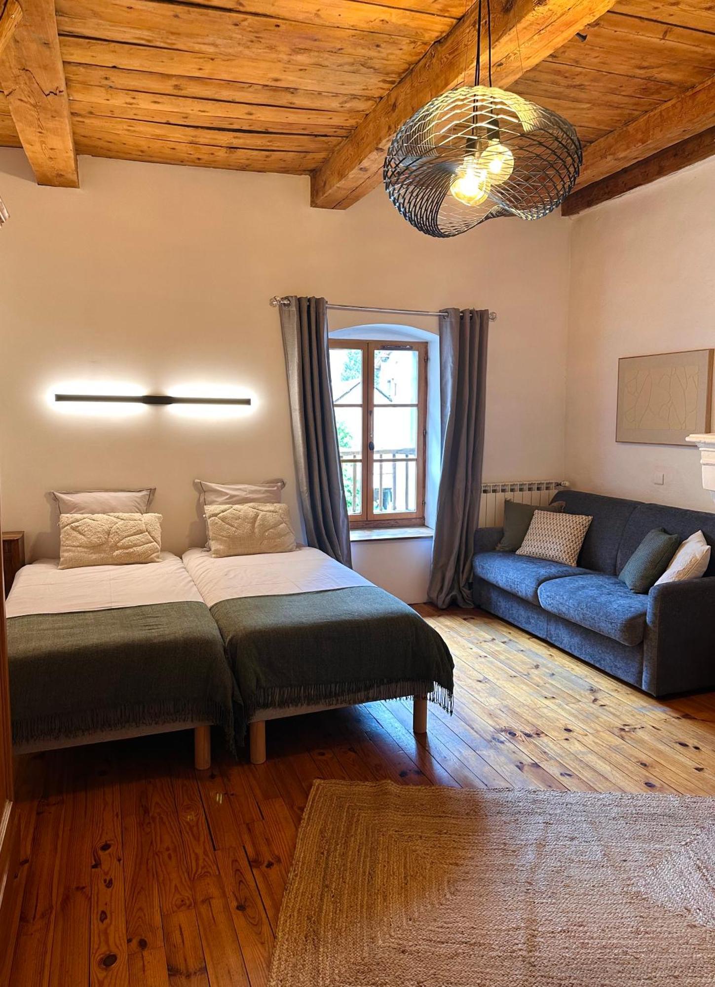 Auberge Le Glacier Bleu Mont-Dauphin Kamer foto